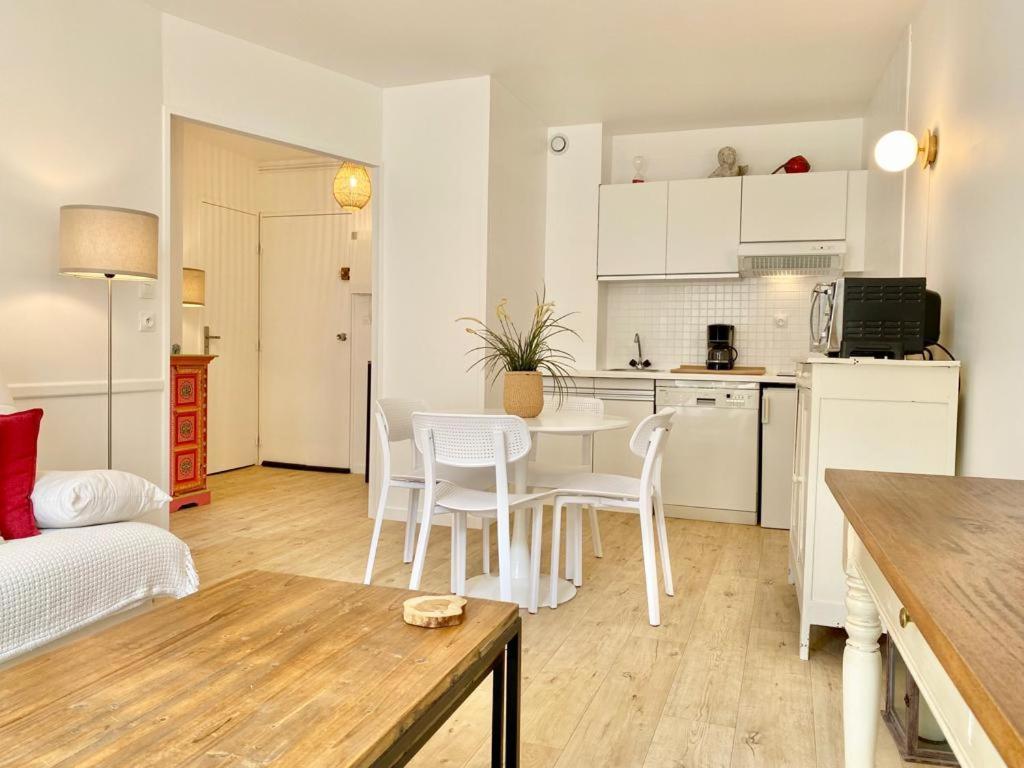 Appartement Elegant Avec Vue Sur Le Port Saint-Martin-de-Ré Eksteriør billede
